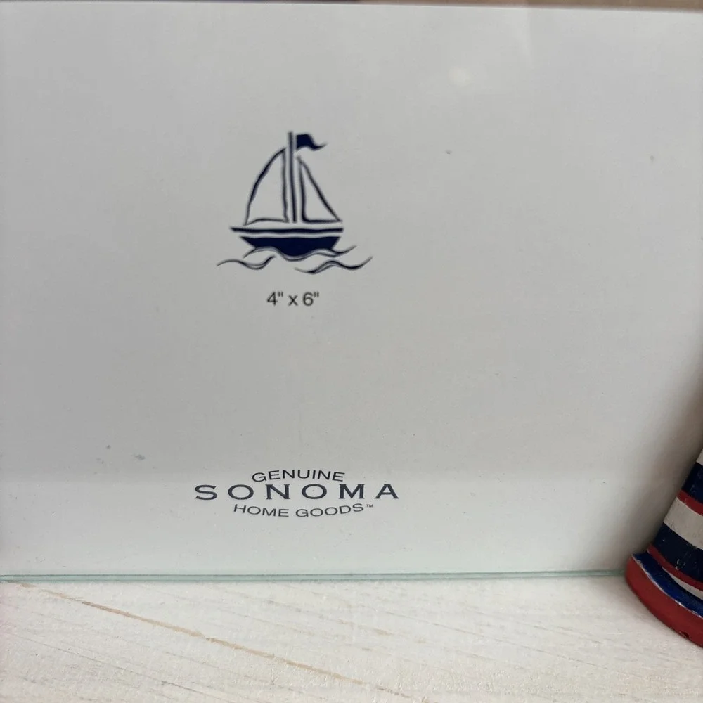 Sonoma Home Goods Lighthouse Picture Frame 4x6 Nautical Beach Decor Red Blue